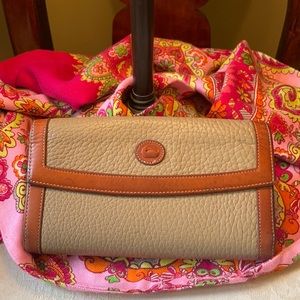 Vintage Dooney & Bourke pebbled leather wallet